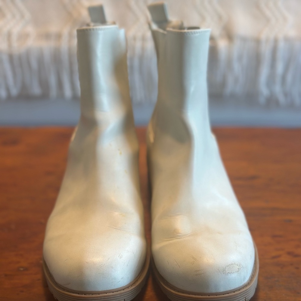 LOFT Cream Ankle Boots